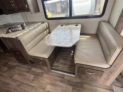 2020 Jayco 31F Redhawk   - Photo 14 - Albuquerque, NM 87108