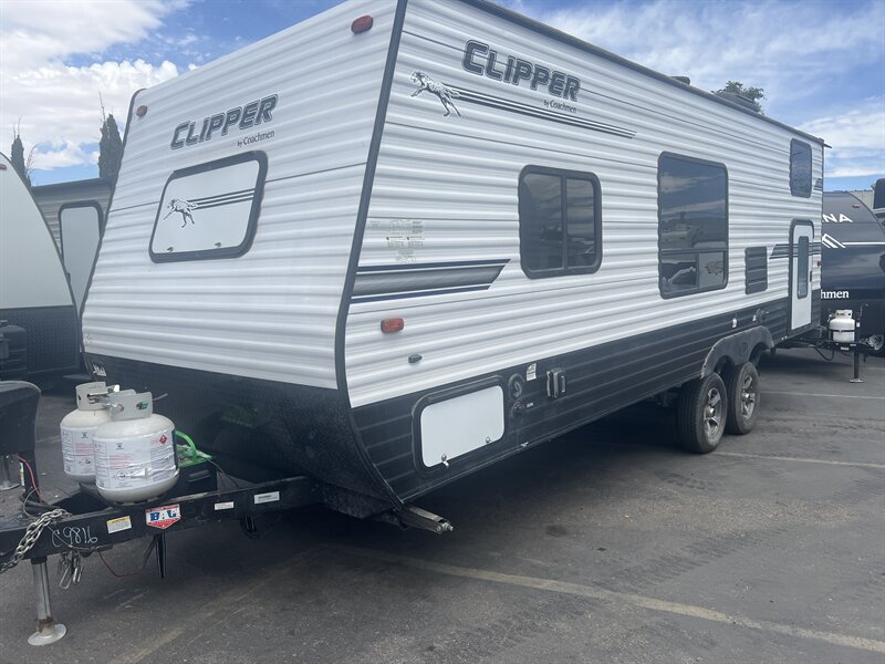 2019 COACHMEN 21BH CLIPPER - Photo 1 - Albuquerque, NM 87108