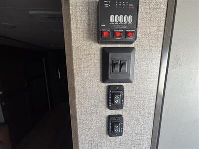 2021 Jayco JAY FLIGHT 23RBS   - Photo 20 - Albuquerque, NM 87108