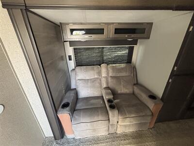2021 Jayco JAY FLIGHT 23RBS   - Photo 11 - Albuquerque, NM 87108