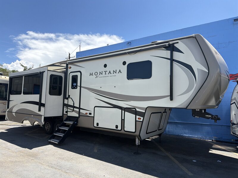 2019 KEYSTONE 3120RL MONTANA   - Photo 1 - Albuquerque, NM 87108