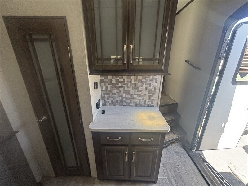 2019 KEYSTONE 3120RL MONTANA - Photo 17 - Albuquerque, NM 87108