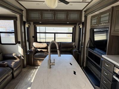2019 KEYSTONE 3120RL MONTANA - Photo 47 - Albuquerque, NM 87108