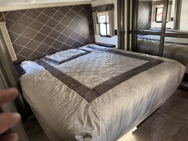 2019 KEYSTONE 3120RL MONTANA - Photo 40 - Albuquerque, NM 87108