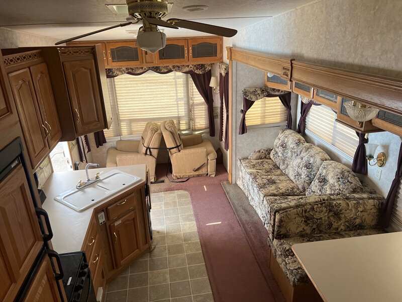 2004 KEYSTONE 2955RL MONTANA - Photo 19 - Albuquerque, NM 87108