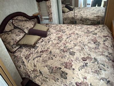 2004 KEYSTONE 2955RL MONTANA - Photo 13 - Albuquerque, NM 87108