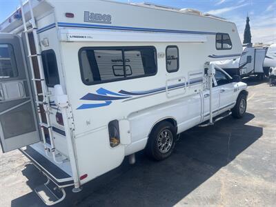 2001 LANCE lance 1030  Lance truck camper - Photo 22 - Albuquerque, NM 87108