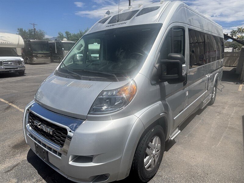 2019 Pleasure-Way ZION 3500 159 WB   - Photo 1 - Albuquerque, NM 87108