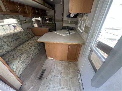 2004 TIMBERLAND 30RPS Timberlodge   - Photo 4 - Albuquerque, NM 87108