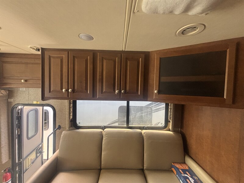 2014 Thor 33.3 Palazzo - Photo 12 - Albuquerque, NM 87108