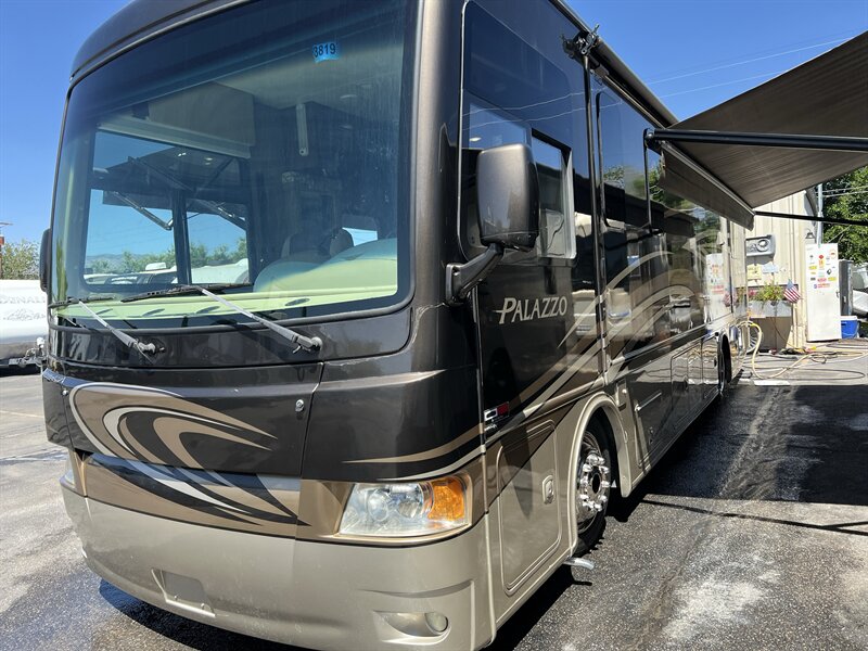 2014 Thor 33.3 Palazzo - Photo 2 - Albuquerque, NM 87108