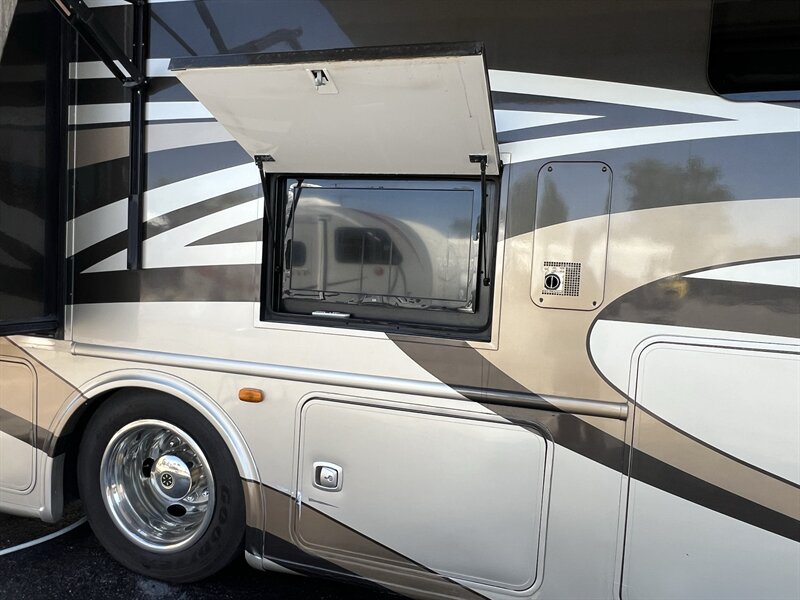 2014 Thor 33.3 Palazzo - Photo 11 - Albuquerque, NM 87108
