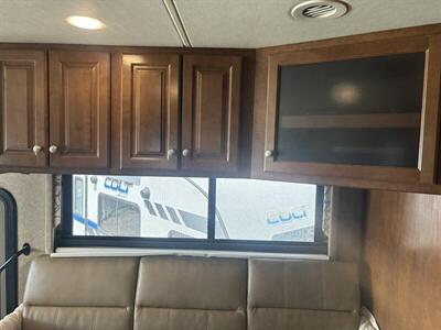 2014 Thor 33.3 Palazzo   - Photo 15 - Albuquerque, NM 87108