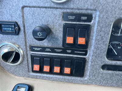 1997 Pace-Arrow 36B VISION CLASS A - Photo 26 - Albuquerque, NM 87108