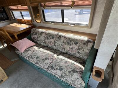 1997 Pace-Arrow 36B VISION CLASS A - Photo 11 - Albuquerque, NM 87108