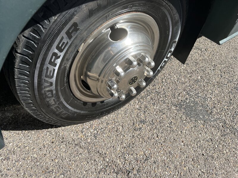 1997 Pace-Arrow 36B VISION CLASS A - Photo 20 - Albuquerque, NM 87108