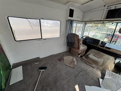 1992 Fleetwood 34 BOUNDER - Photo 6 - Albuquerque, NM 87108