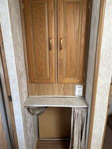 1999 Fleetwood Bounder Bounder   - Photo 15 - Albuquerque, NM 87108