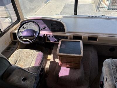 1999 Fleetwood Bounder Bounder   - Photo 10 - Albuquerque, NM 87108
