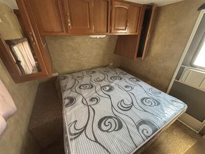 2009 KEYSTONE 29RLS COUGAR   - Photo 16 - Albuquerque, NM 87108