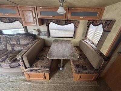 2009 KEYSTONE 29RLS COUGAR   - Photo 10 - Albuquerque, NM 87108