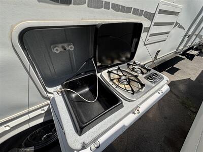 2009 KEYSTONE 29RLS COUGAR   - Photo 5 - Albuquerque, NM 87108