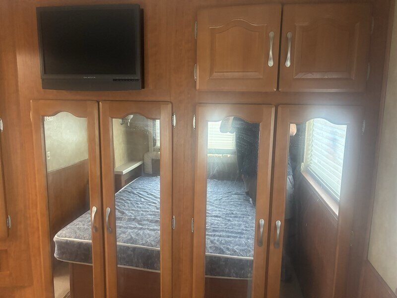 2007 Forest River 378TS GEORGETOWN - Photo 21 - Albuquerque, NM 87108