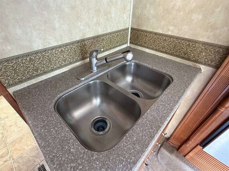 2007 Forest River 378TS GEORGETOWN - Photo 67 - Albuquerque, NM 87108