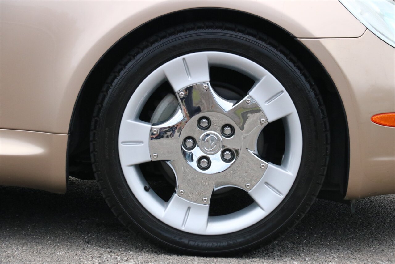 2004 Lexus SC 430   - Photo 16 - Stuart, FL 34997