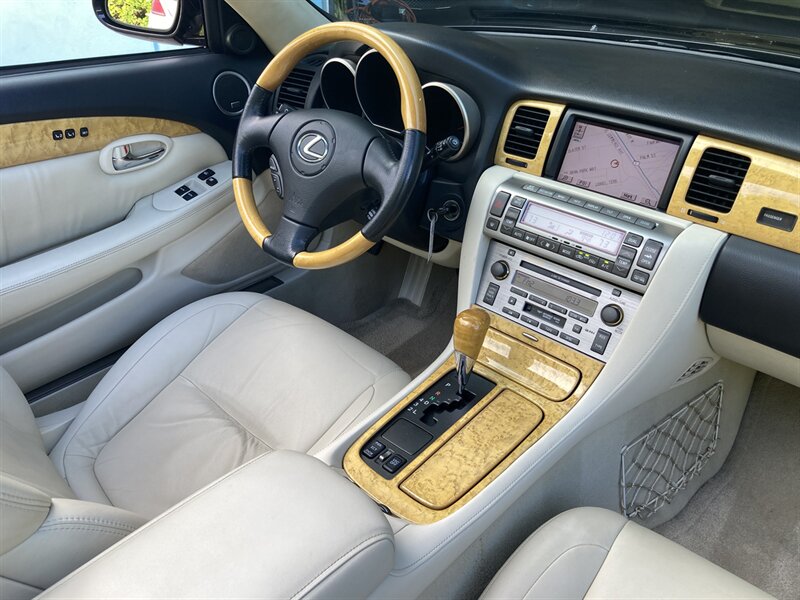 2003 Lexus SC 430