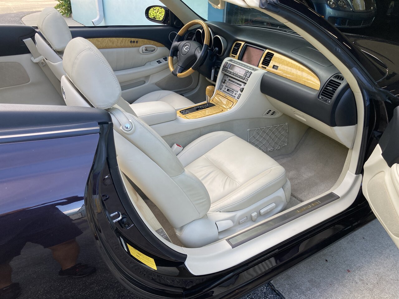 2003 Lexus SC 430 - Photo 17 - Stuart, FL 34997