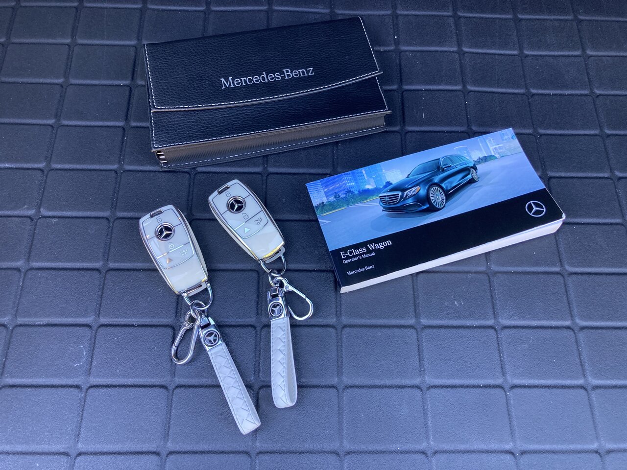 2019 Mercedes-Benz E 450 4MATIC   - Photo 40 - Stuart, FL 34997