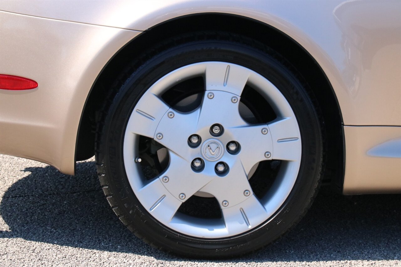 2004 Lexus SC 430   - Photo 39 - Stuart, FL 34997