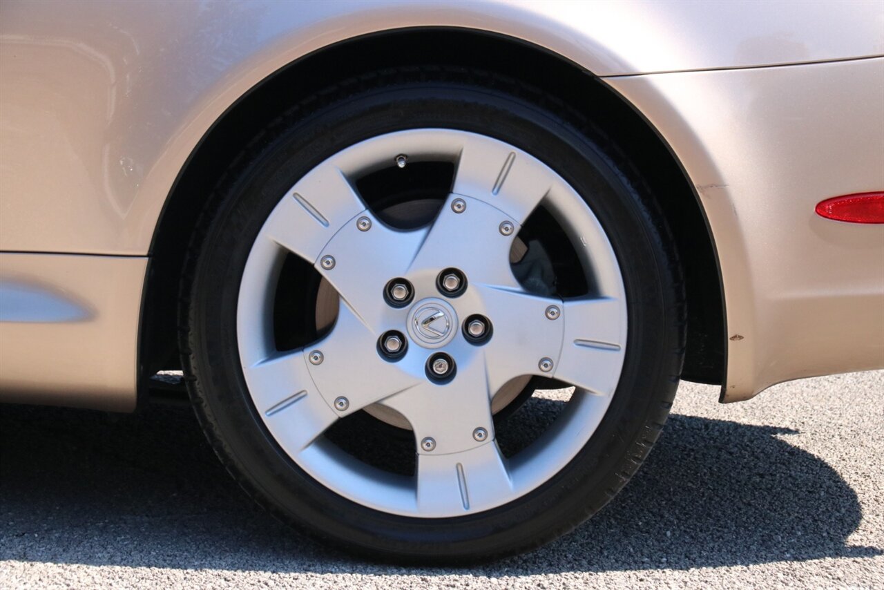 2004 Lexus SC 430   - Photo 38 - Stuart, FL 34997
