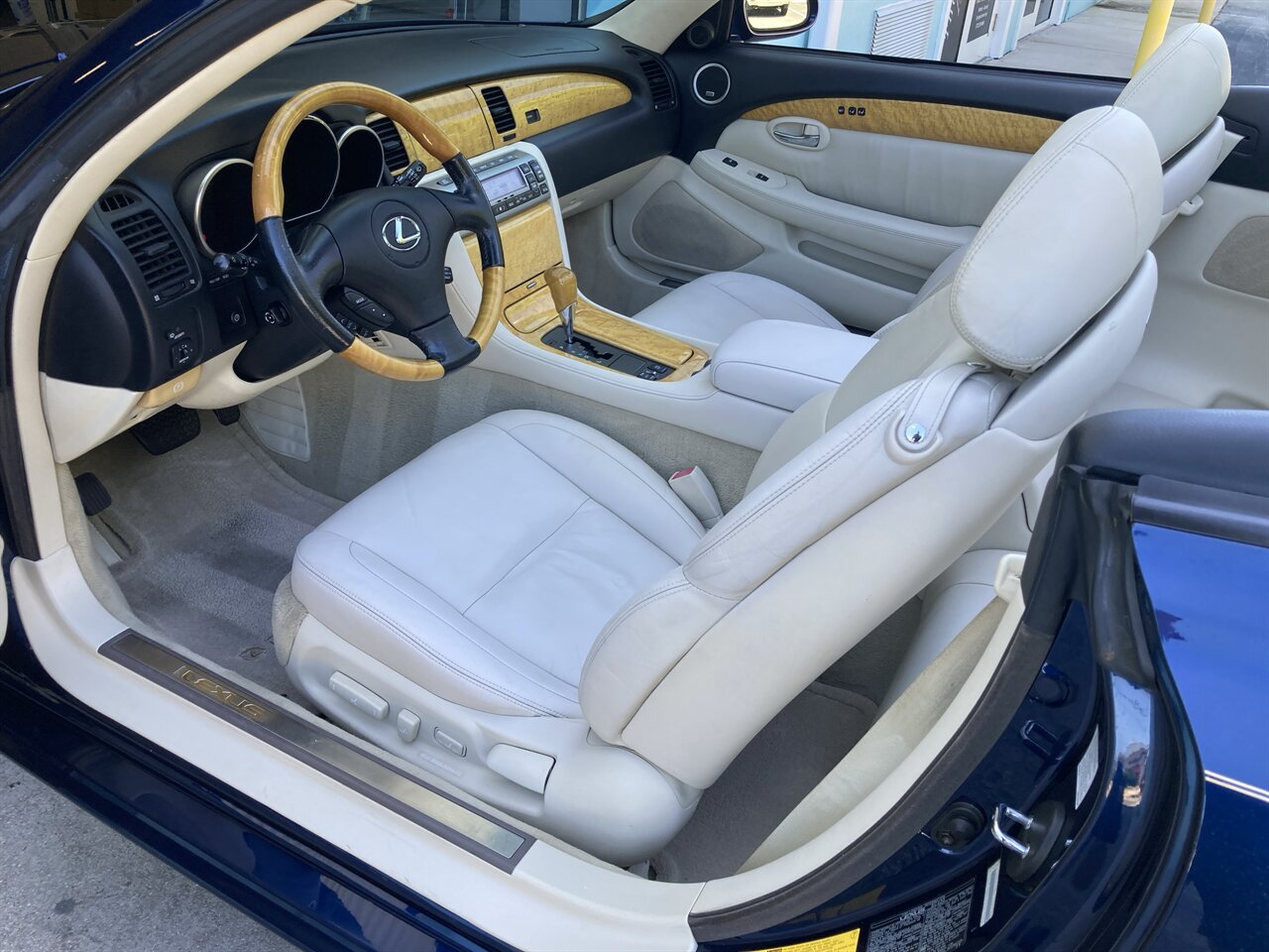2003 Lexus SC 430   - Photo 14 - Stuart, FL 34997