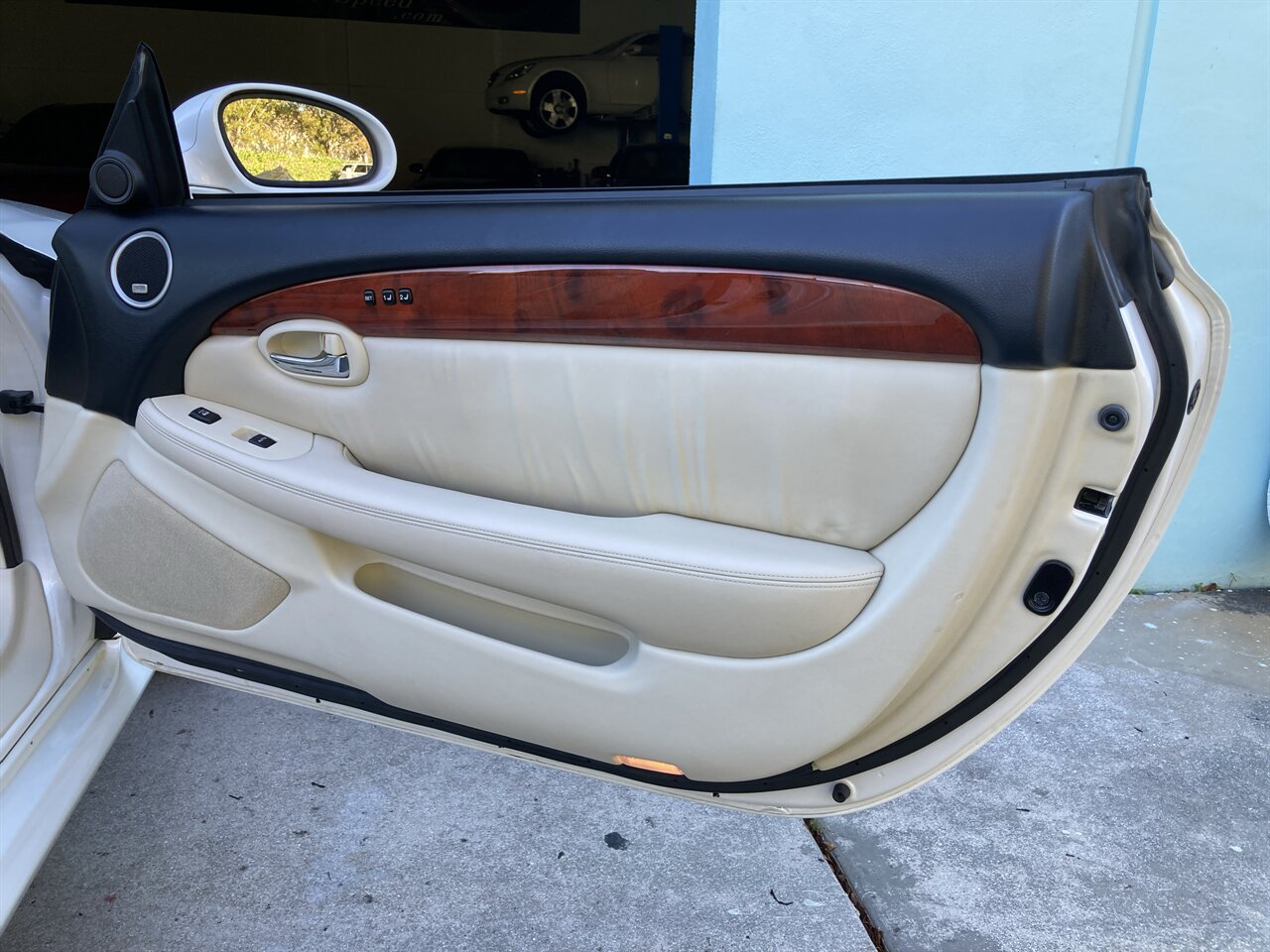 2008 Lexus SC 430 - Photo 32 - Stuart, FL 34997