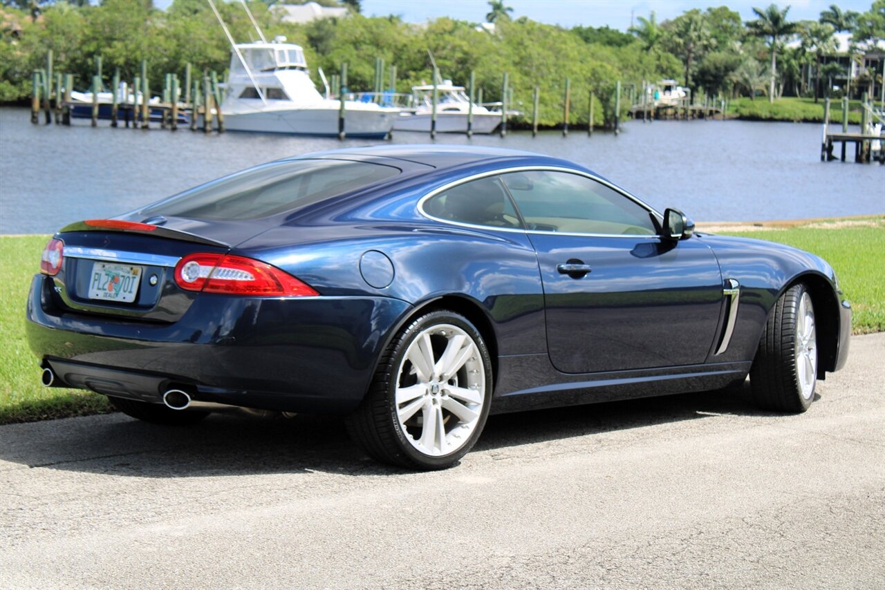 2010 Jaguar XK   - Photo 4 - Stuart, FL 34997