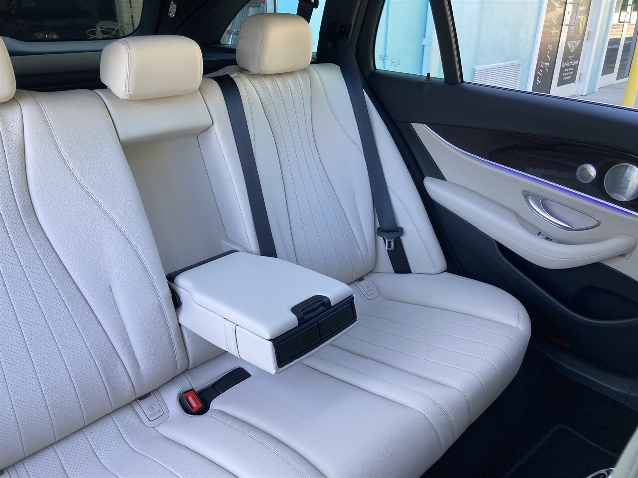 2019 Mercedes-Benz E 450 4MATIC - Photo 18 - Stuart, FL 34997