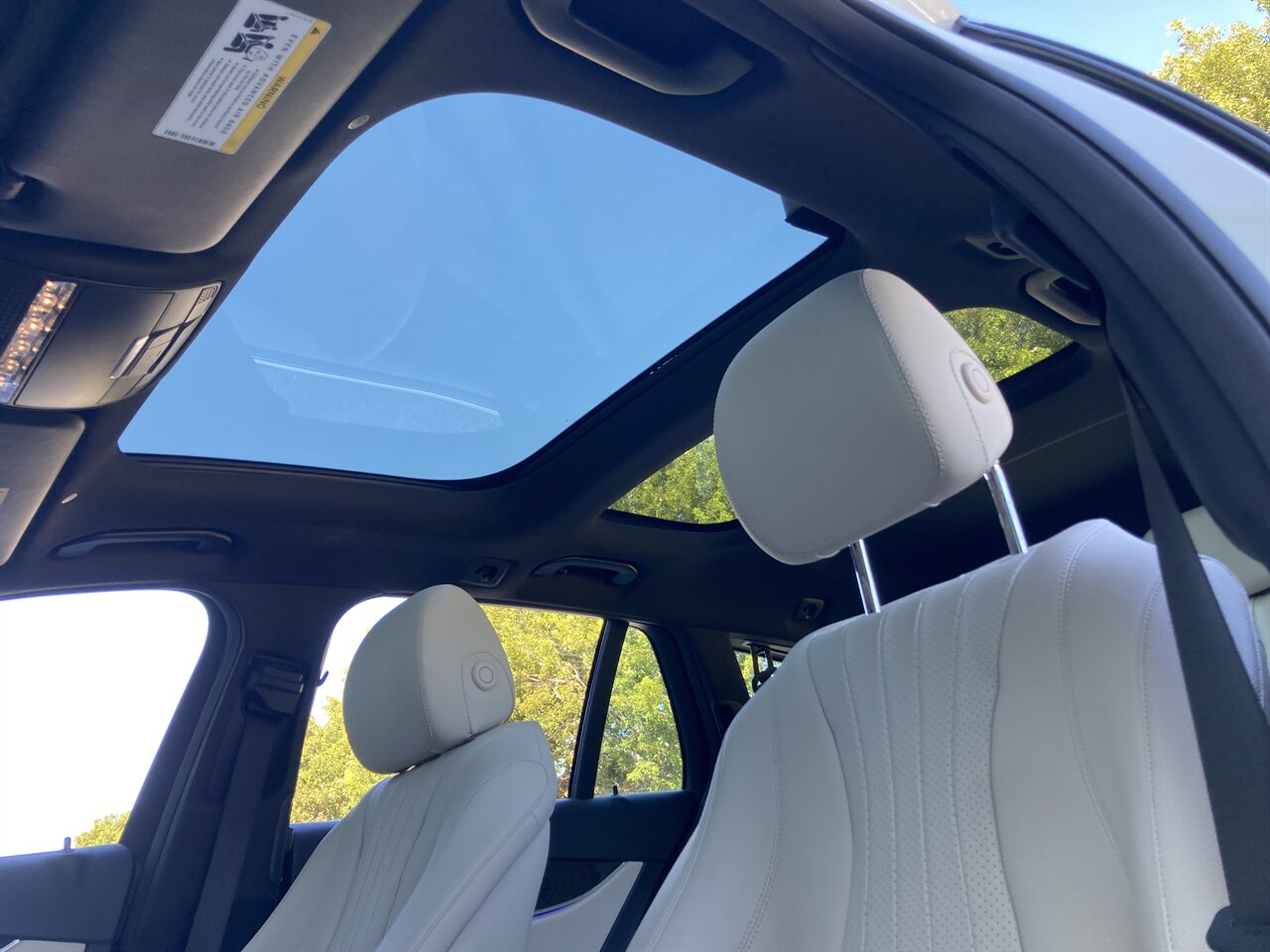 2019 Mercedes-Benz E 450 4MATIC - Photo 37 - Stuart, FL 34997