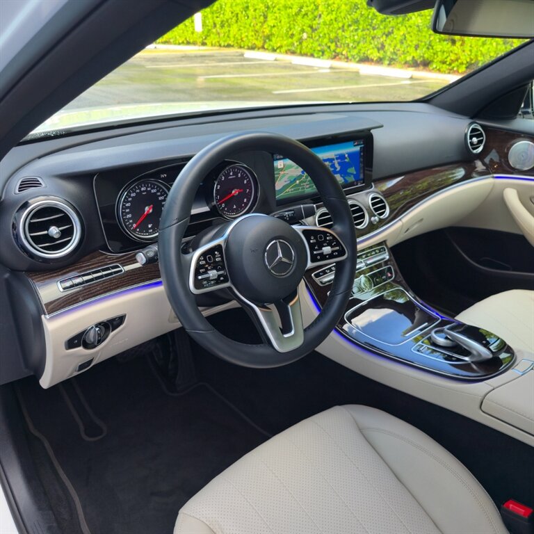2019 Mercedes-Benz E 450 4MATIC   - Photo 26 - Stuart, FL 34997