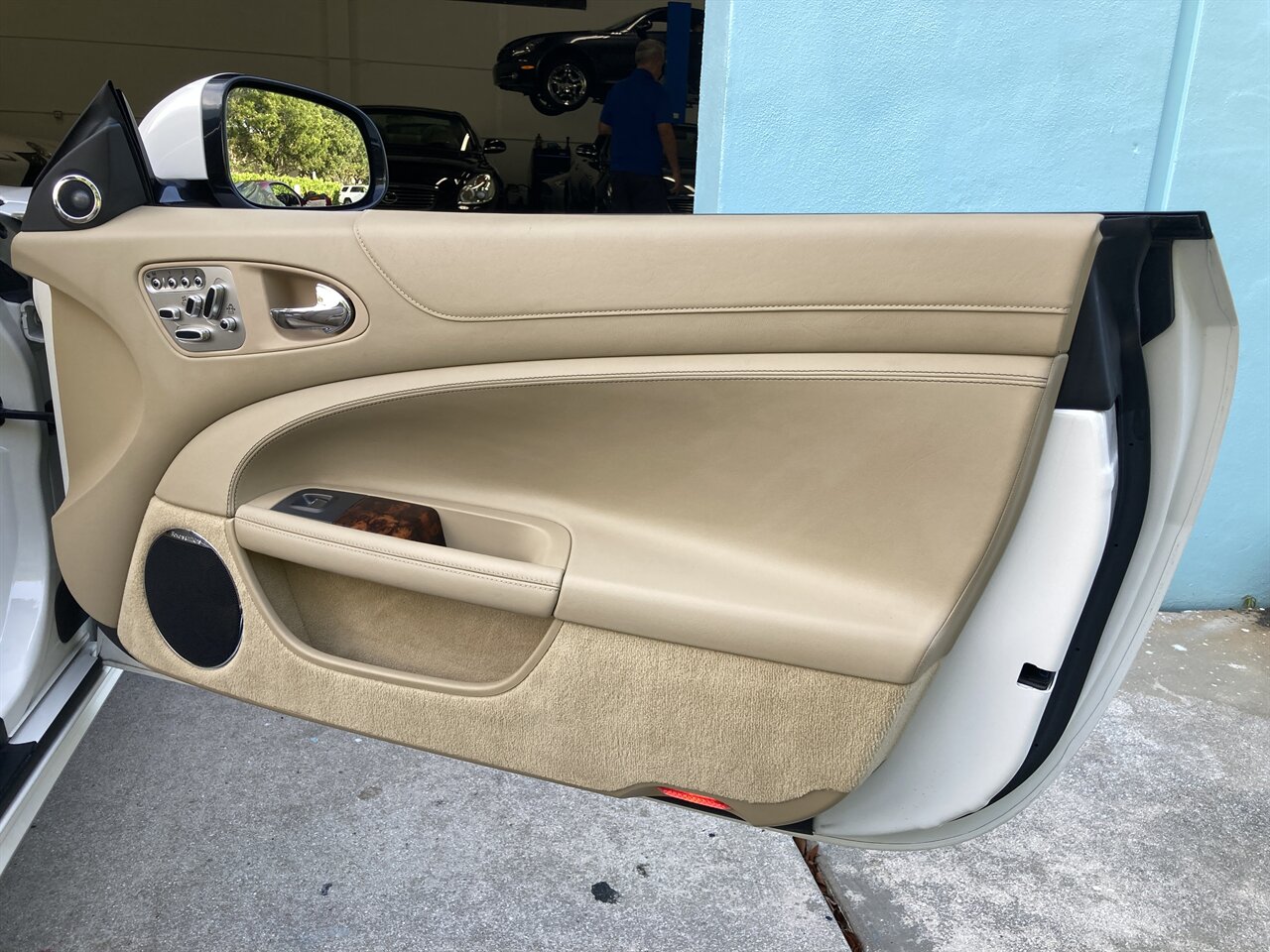 2010 Jaguar XK XKR   - Photo 27 - Stuart, FL 34997