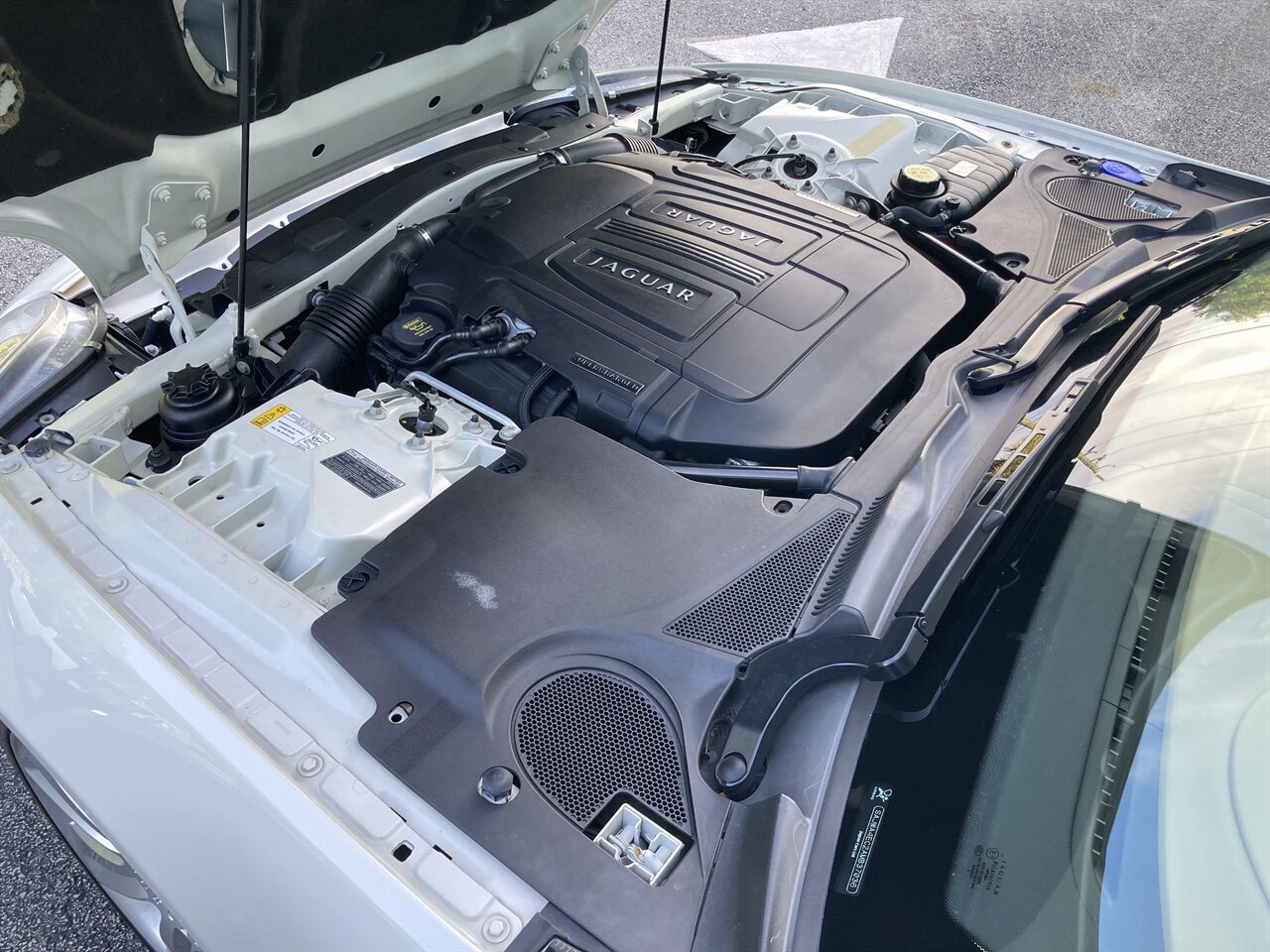 2010 Jaguar XK XKR   - Photo 30 - Stuart, FL 34997