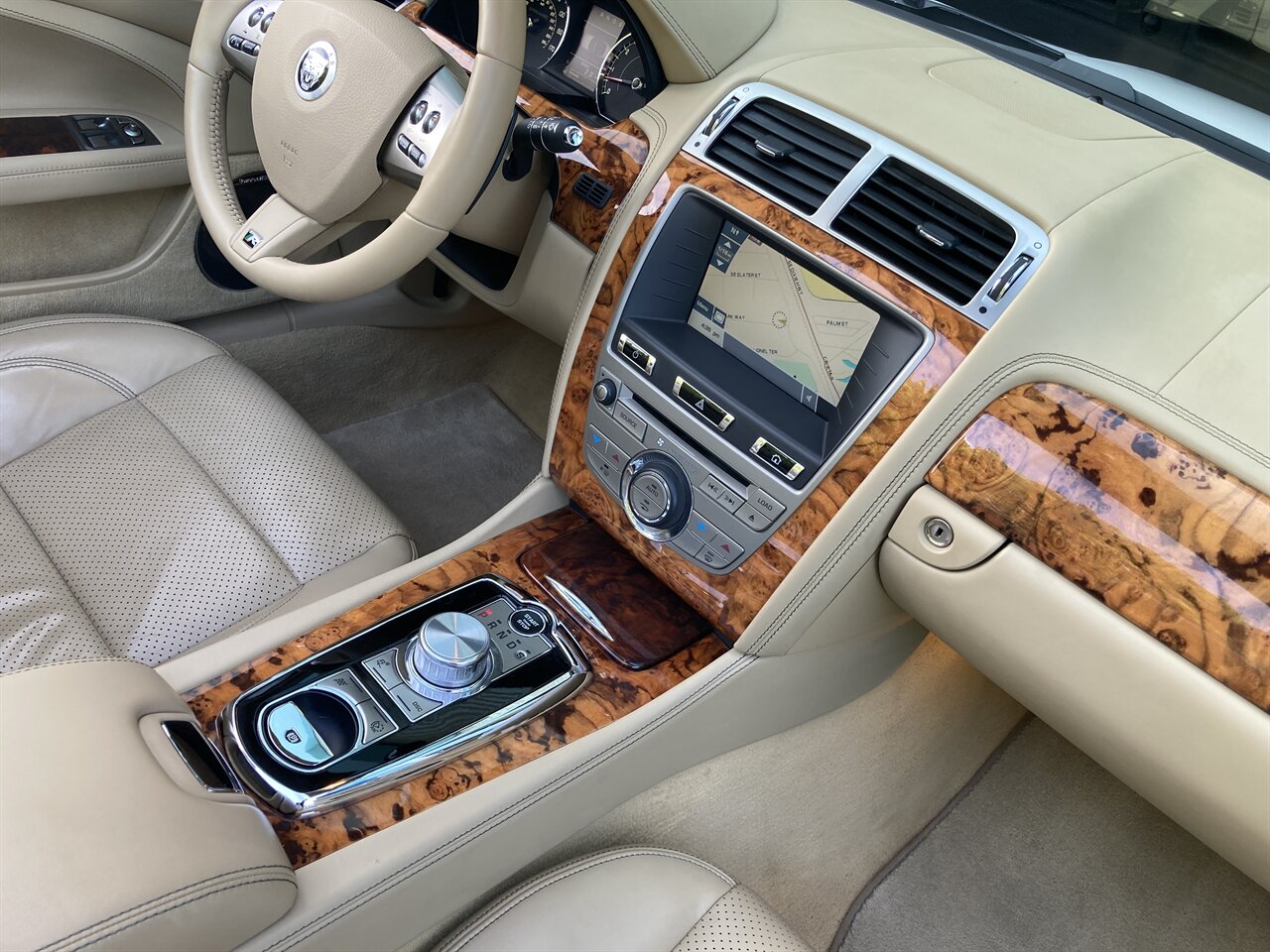 2010 Jaguar XK XKR   - Photo 25 - Stuart, FL 34997