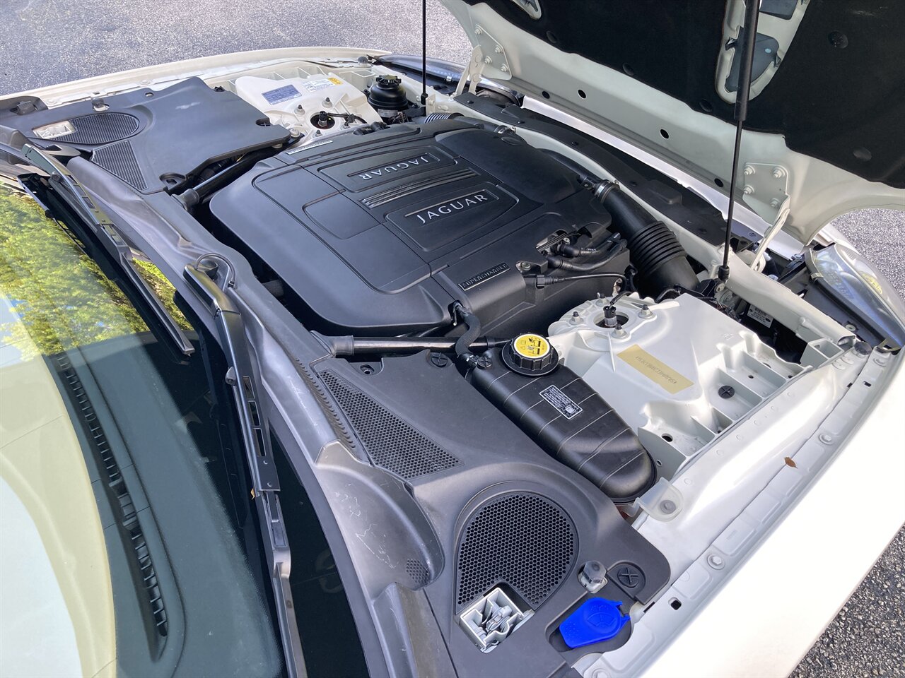 2010 Jaguar XK XKR   - Photo 31 - Stuart, FL 34997