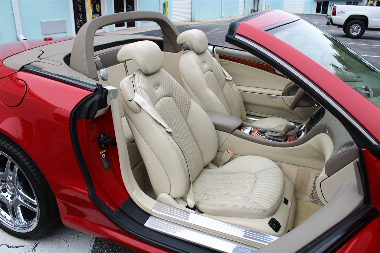 2007 Mercedes-Benz SL 55 AMG   - Photo 16 - Stuart, FL 34997