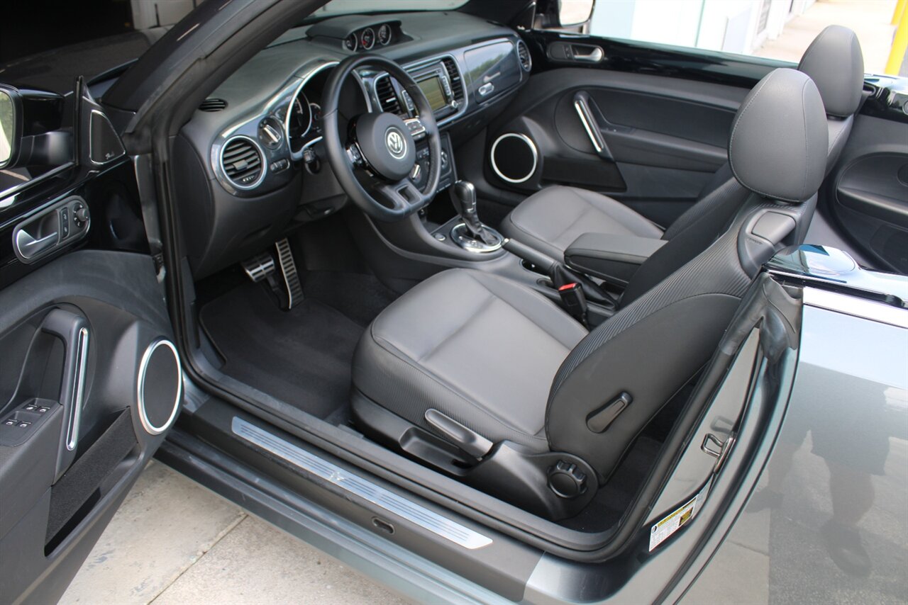 2013 Volkswagen Beetle Convertible Turbo PZEV   - Photo 14 - Stuart, FL 34997