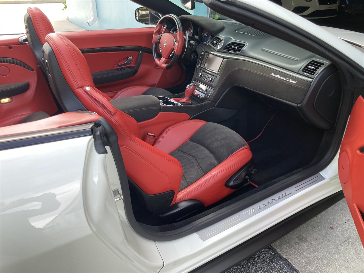 2016 Maserati GranTurismo Sport   - Photo 20 - Stuart, FL 34997