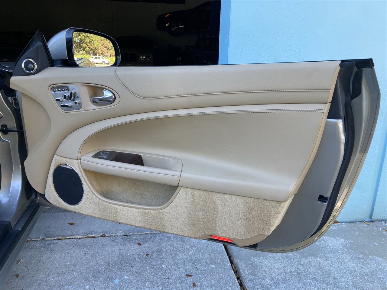 2011 Jaguar XK   - Photo 28 - Stuart, FL 34997
