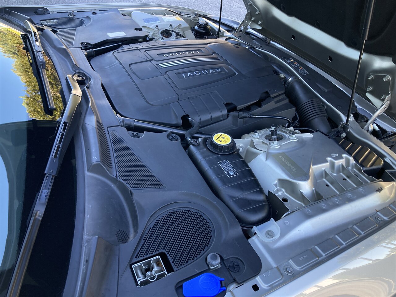 2011 Jaguar XK   - Photo 32 - Stuart, FL 34997