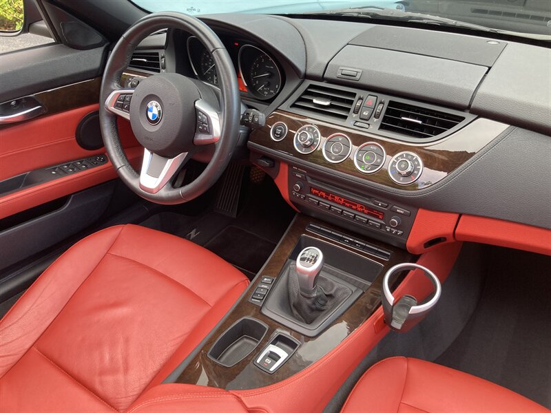 2009 BMW Z4 sDrive30i  